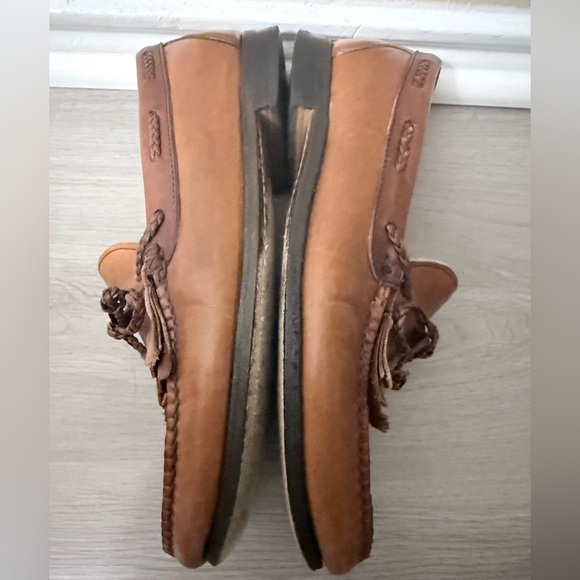 Allen Edmonds “Woodstock” Tan Leather Tassel Loafers - Picture 6 of 6